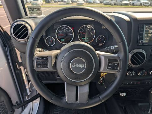 Used 2016 Jeep Wrangler Unlimited Sport AWD/4WD image 4