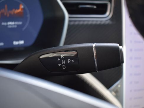 Used 2017 Tesla Model X 75D image 11