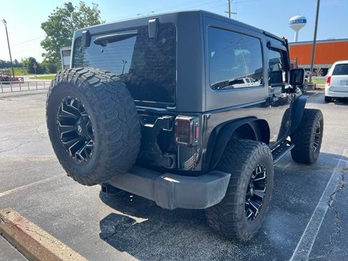Used 2012 Jeep Wrangler Sport w/ Connectivity Group AWD/4WD image 5