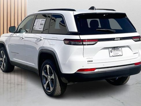 New 2026 Jeep Grand Cherokee Limited w/ Luxury Tech Group II AWD/4WD image 7