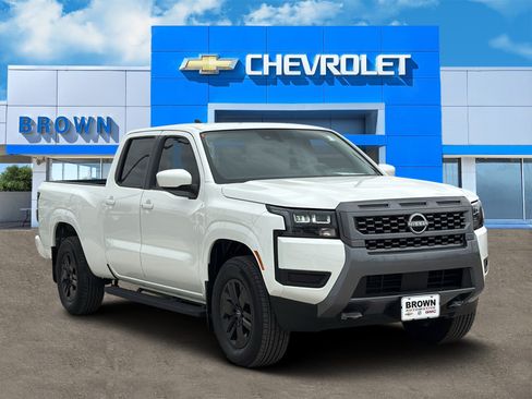 Used 2026 Nissan Frontier SV w/ SV Convenience Package AWD/4WD image 3