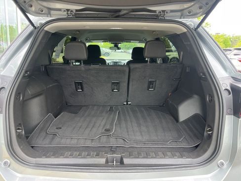 Used 2023 Chevrolet Equinox LS FWD image 11