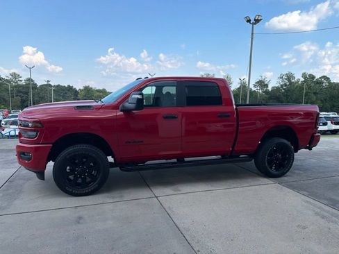 Used 2026 RAM 2500 Big Horn AWD/4WD image 4