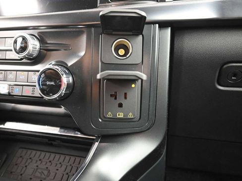 Used 2025 Ford F150 Raptor image 44