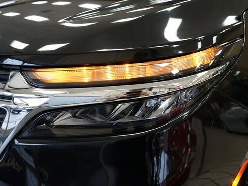 Used 2023 Chevrolet Equinox LS w/ Driver Confidence II Package image 21