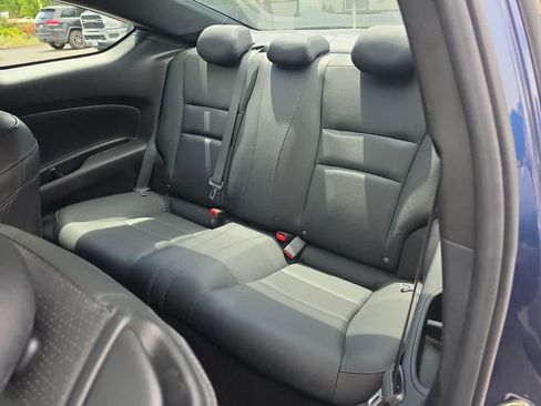 Used 2017 Honda Accord Touring image 23