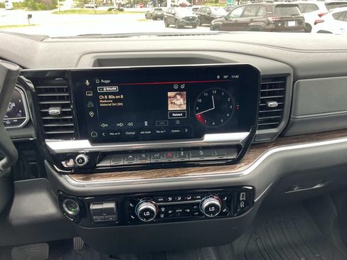 Used 2024 GMC Sierra 1500 Elevation AWD/4WD image 12