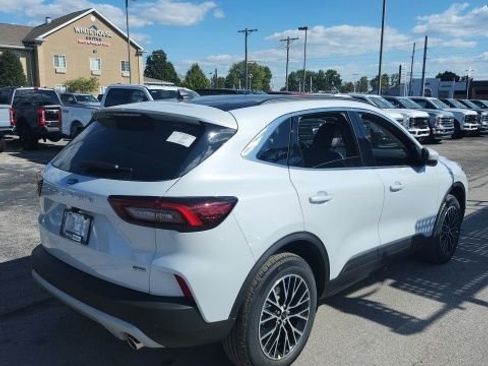 New 2026 Ford Escape Base image 7
