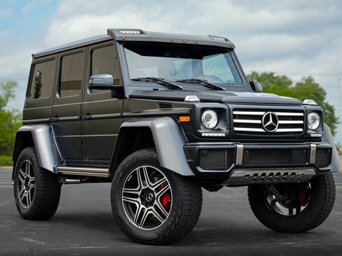 Used 2017 Mercedes-Benz G 550 Squared image 2