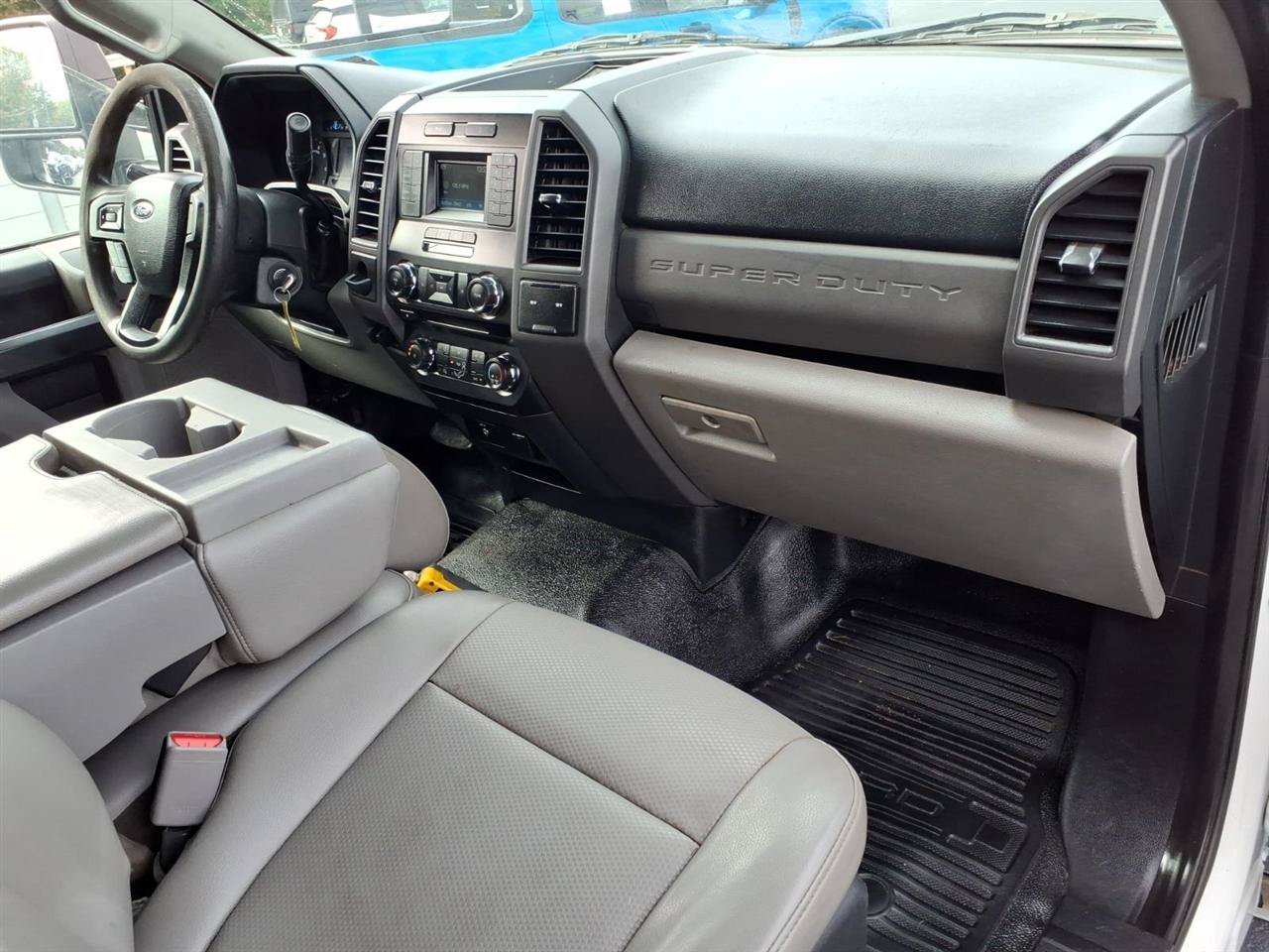 Used 2017 Ford F350 XL w/ Power Equipment Group RWD image 14