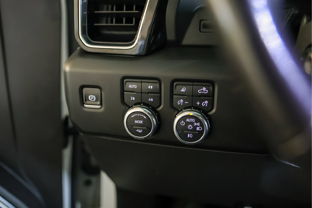Used 2022 GMC Sierra 1500 Denali AWD/4WD image 17