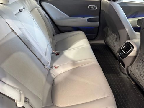 Used 2023 Hyundai Ioniq 6 SEL image 7