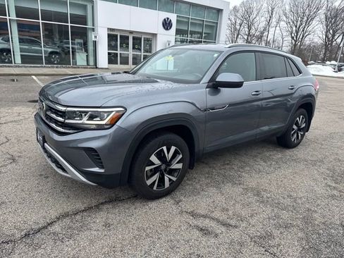 Certified 2021 Volkswagen Atlas Cross Sport SE image 3