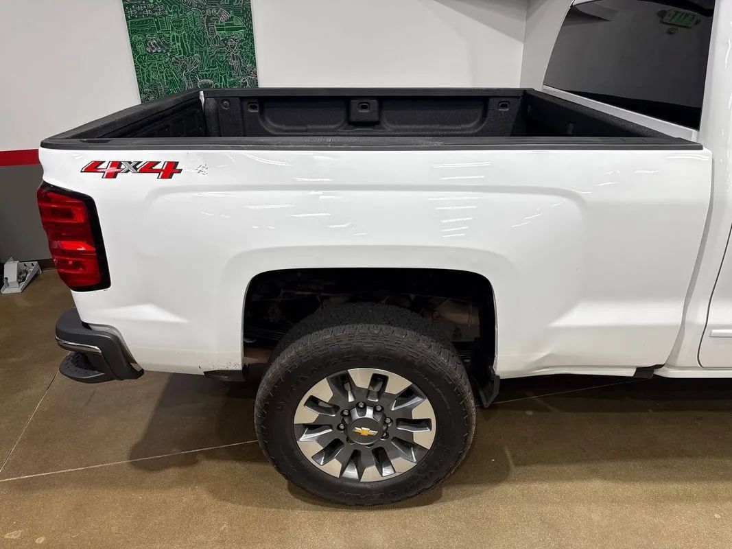 Used 2019 Chevrolet Silverado 2500 LT AWD/4WD image 89