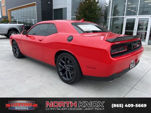 Used 2023 Dodge Challenger R/T w/ Blacktop Package RWD image 15