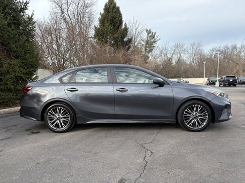 Used 2022 Kia Forte GT-Line w/ GT-Line Premium Package image 9