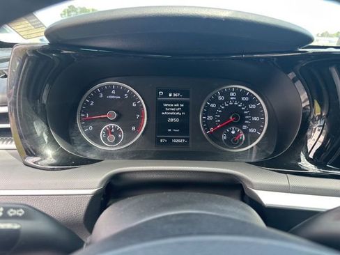 Used 2022 Kia K5 GT-Line FWD image 15
