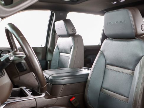 Used 2023 GMC Sierra 2500 Denali w/ Denali Ultimate Package image 28