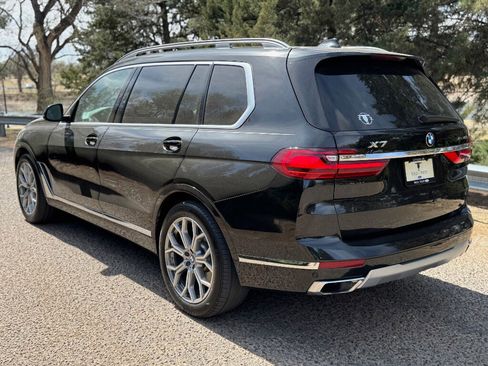 Used 2019 BMW X7 xDrive40i w/ Parking Assistance Package image 9
