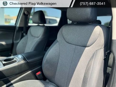 Used 2023 Hyundai Santa Fe SE AWD/4WD image 20