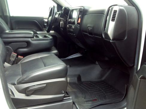 Used 2018 Chevrolet Silverado 1500 LT w/ Trailering Package AWD/4WD image 26