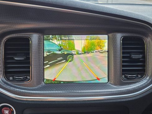 Used 2017 Dodge Charger SRT Hellcat w/ Harman/Kardon Audio Group image 23