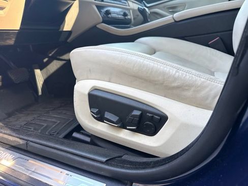 Used 2016 BMW 550i Sedan RWD image 17