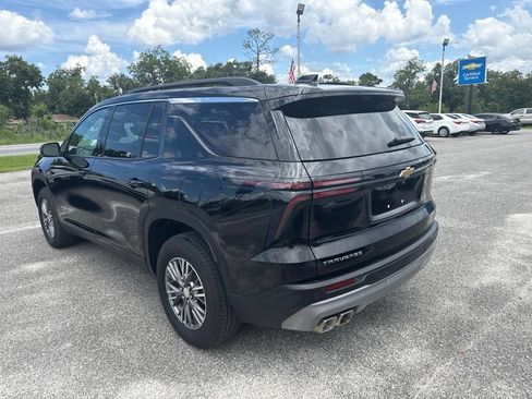 Used 2026 Chevrolet Traverse LT w/ Driver Confidence Package FWD image 6