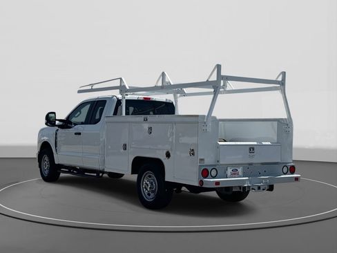 New 2025 Ford F350 XL w/ XL Chrome Package image 2