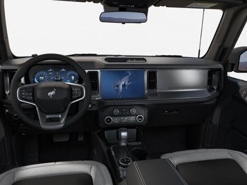 New 2025 Ford Bronco 4-Door image 39