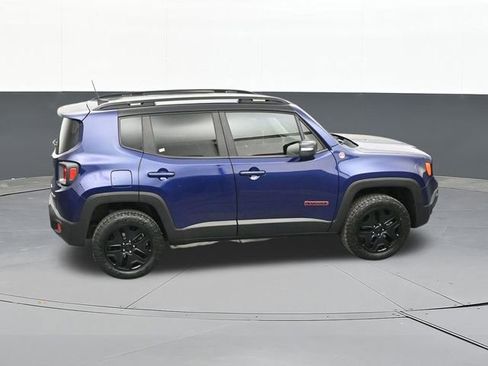 Used 2018 Jeep Renegade Trailhawk w/ Cold Weather Group II AWD/4WD image 66
