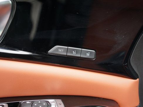 Used 2024 Kia Carnival SX image 13