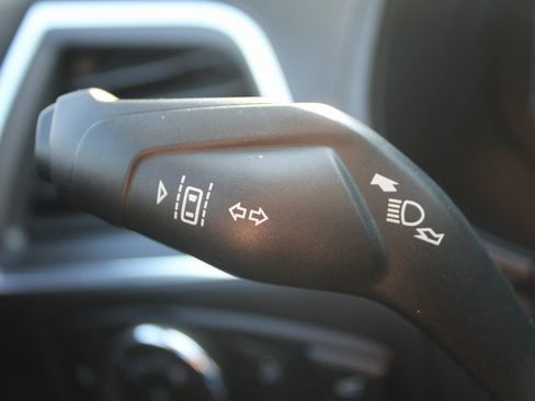 Used 2024 Ford Edge Titanium image 29