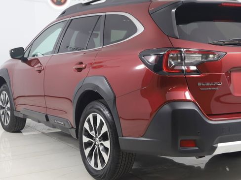 Used 2023 Subaru Outback Limited image 25