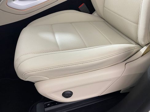 Used 2026 Mercedes-Benz GLE 350 4MATIC image 12