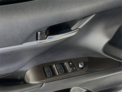 Used 2023 Toyota Camry XSE image 11