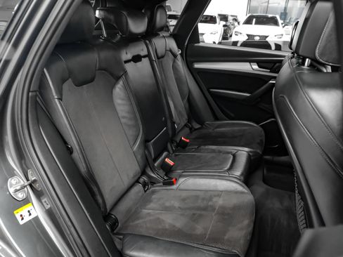 Used 2018 Audi SQ5 Premium Plus w/ Navigation Package AWD/4WD image 35