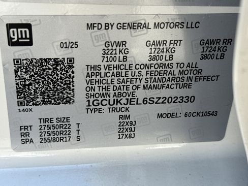 Used 2025 Chevrolet Silverado 1500 High Country image 36