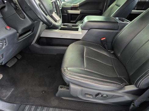 Used 2022 Ford F250 Lariat w/ Lariat Ultimate Package AWD/4WD image 8
