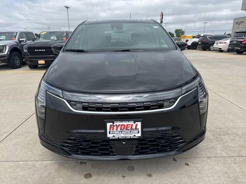 New 2027 Chrysler Pacifica Select AWD/4WD image 31