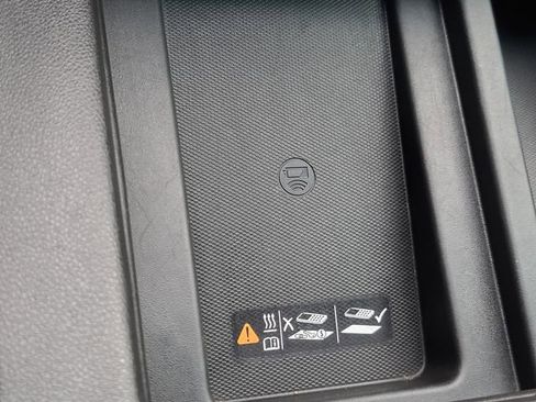 Used 2022 Chevrolet Silverado 1500 High Country w/ Z71 Off-Road Package image 37