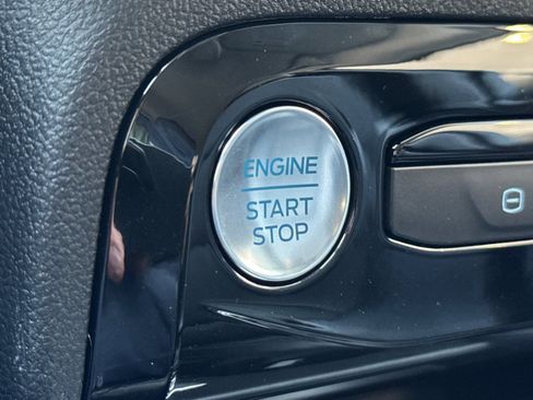 New 2025 Ford Escape Base image 22