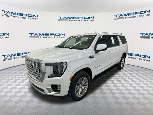 Used 2021 GMC Yukon XL Denali RWD image 1