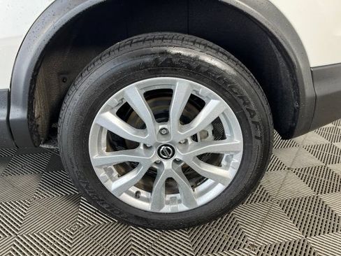 Used 2021 Nissan Rogue Sport S FWD image 11
