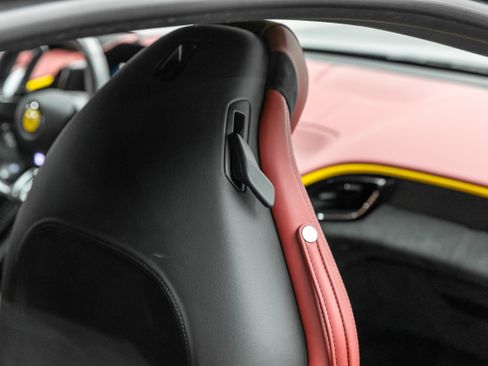 Certified 2022 Ferrari Roma image 43