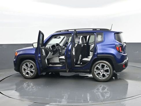 Used 2019 Jeep Renegade Latitude w/ Popular Equipment Group image 28