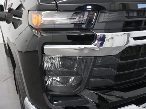 Used 2024 Chevrolet Silverado 3500 LT w/ Convenience Package image 22