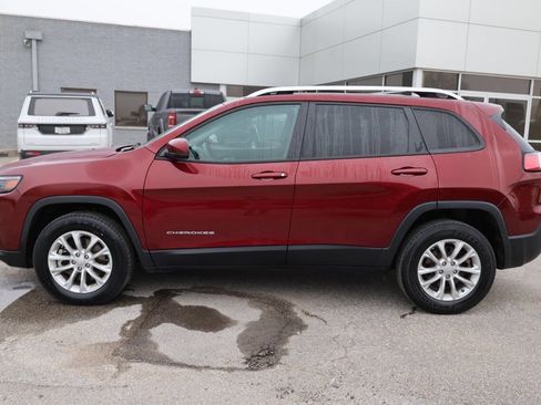 Used 2021 Jeep Cherokee Latitude image 8