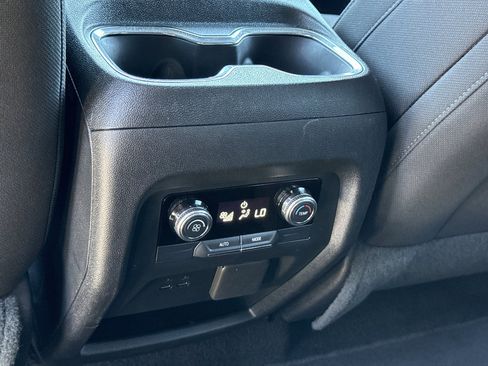Used 2025 GMC Acadia Elevation FWD image 14
