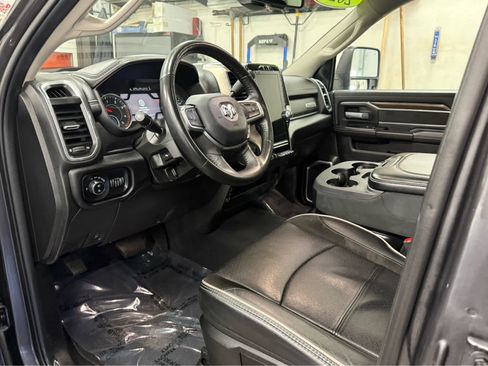 Used 2024 RAM 2500 Laramie image 9